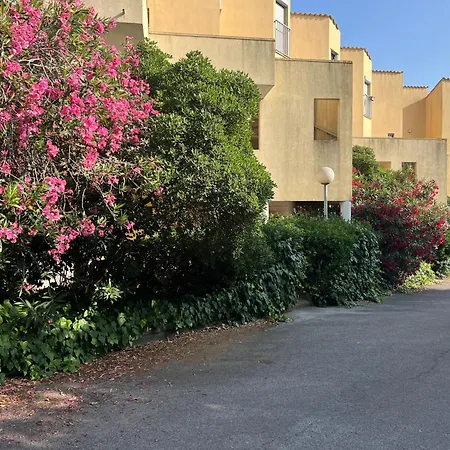 à 400m De La De La Corniche Appartement *